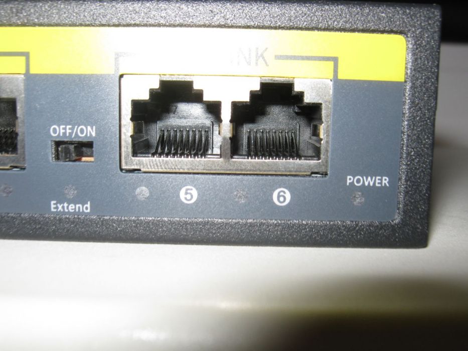 POE-коммутатор(свитч) 4 порта + 2 LAN для IP-камер,роутеров,телефонов