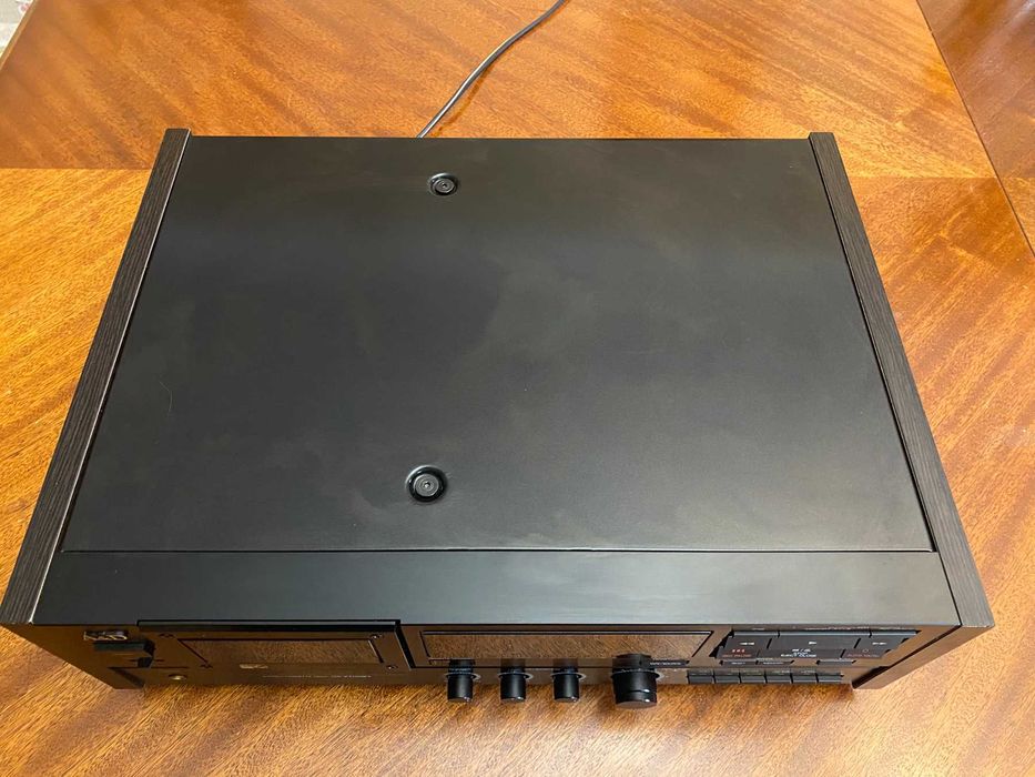 Продается кассетная дека A&D  GX-Z7100EX  (AKAI GX-95) +пульт