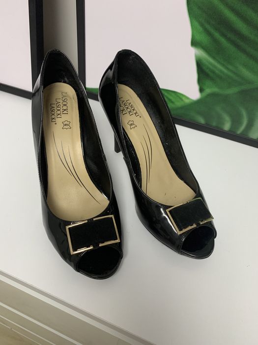 Czarne szpilki 40 skora Lasocki