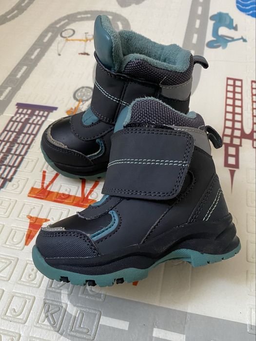 дитяче осіннє взуття reserved чоботи 18 / 19 розмір