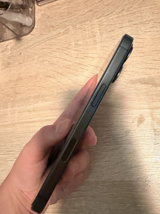Iphone 17 256gb ESIM czarny JAK NOWY