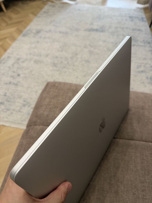 MacBook Pro 16 2019 і7 2.6 | 16gb Ram | SSD 512gb A2141 92 % АКБ