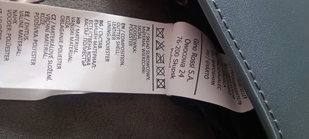 Skórzana torebka Gino Rossi na łańcuszku