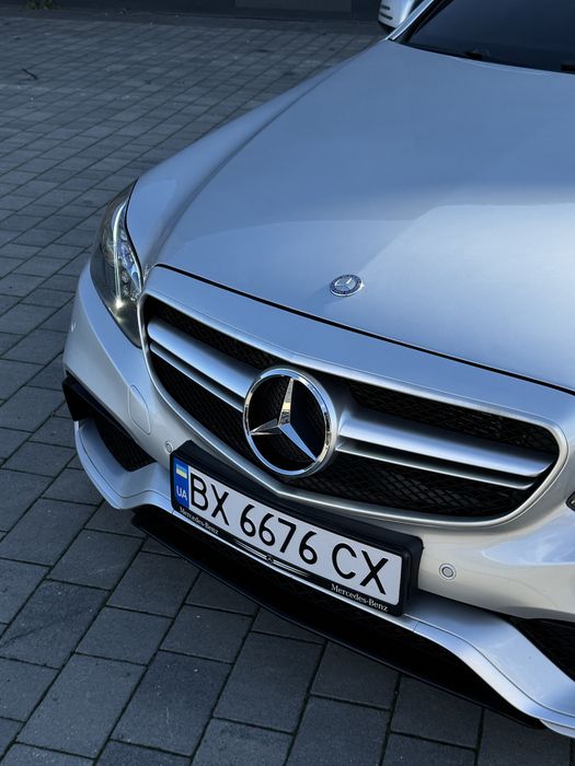 Mercedes-Benz E250 4 Matic