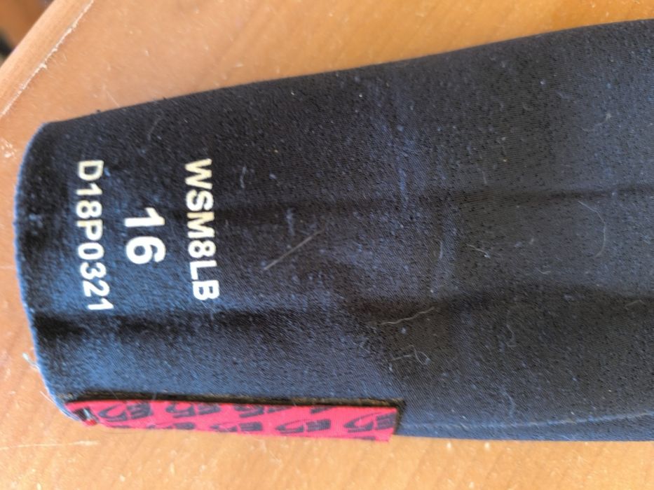 Fato de Surf Rip Curl 4/3 mm – Tamanho 16 anos