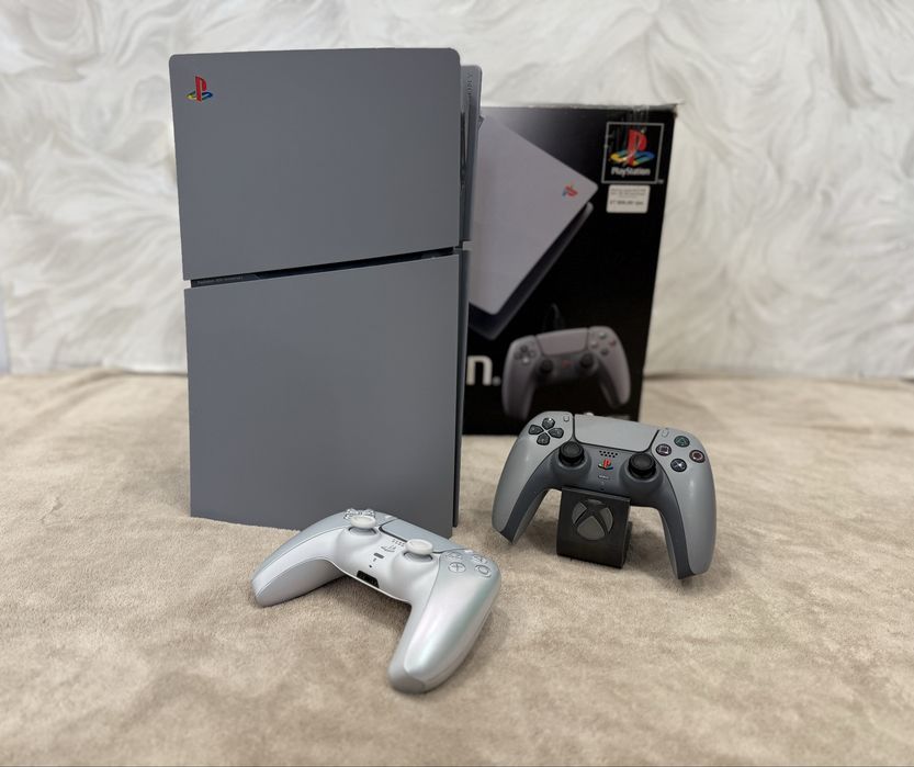 PlayStation 5 Slim Digital Edition (30th Anniversary Limited Edition) 1TB
