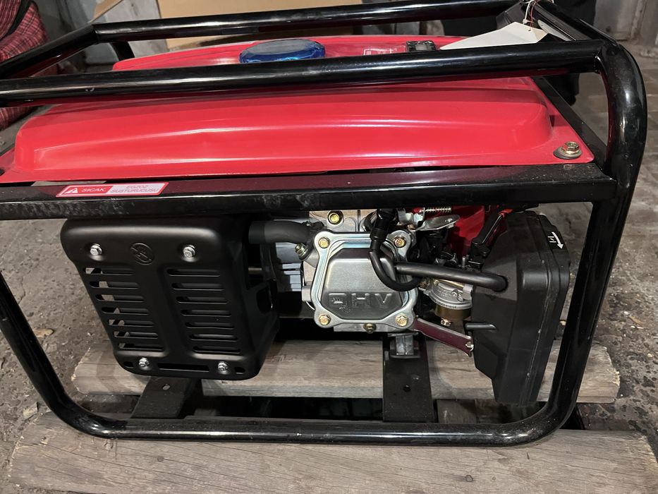 Однофазный бензиновый генератор Alimar ALM-B-3500ME