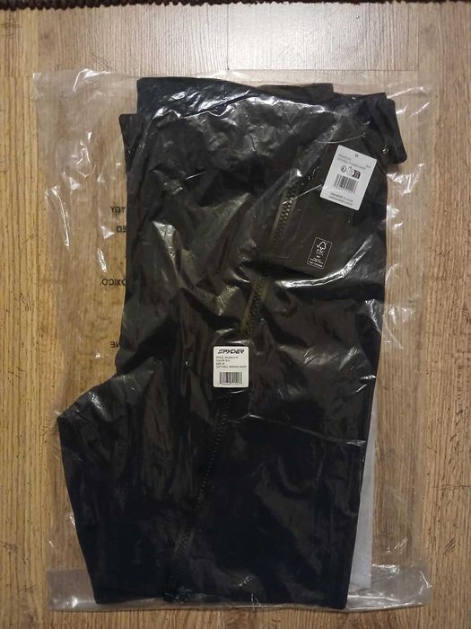 Spodenki treningowe Softshell na gumę narciarską firmy Spyder