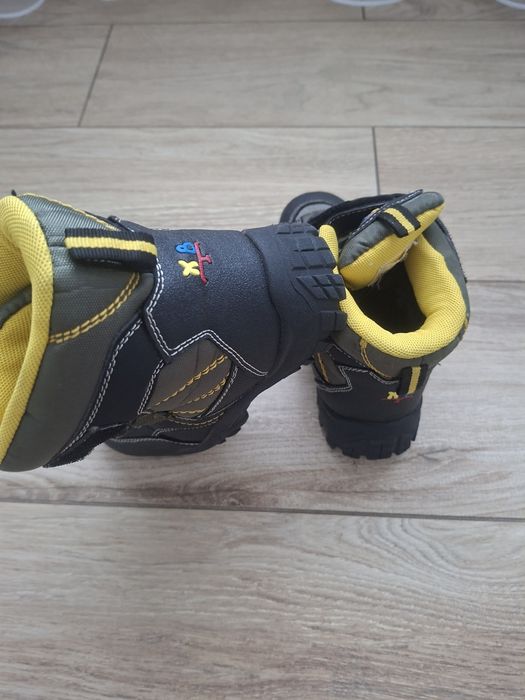 Śniegowce zimowe rozmiar 30/31 dodatkowo raki na podeszwie