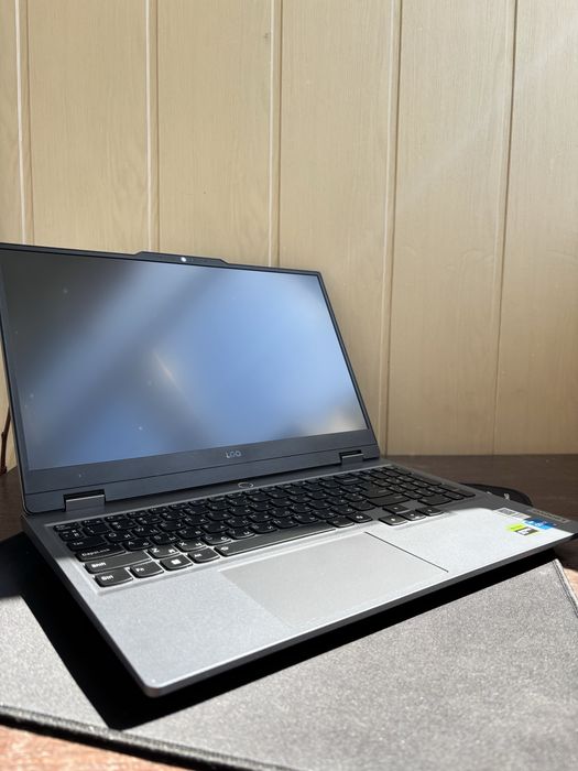 Ігровий ноутбук LENOVO LOQ 15IAX9