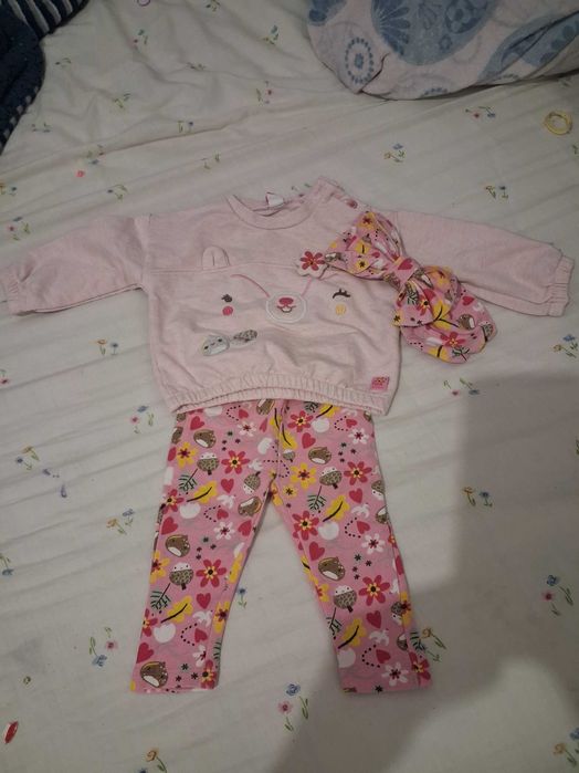 Roupas de criancas usadas mas em bom.estado