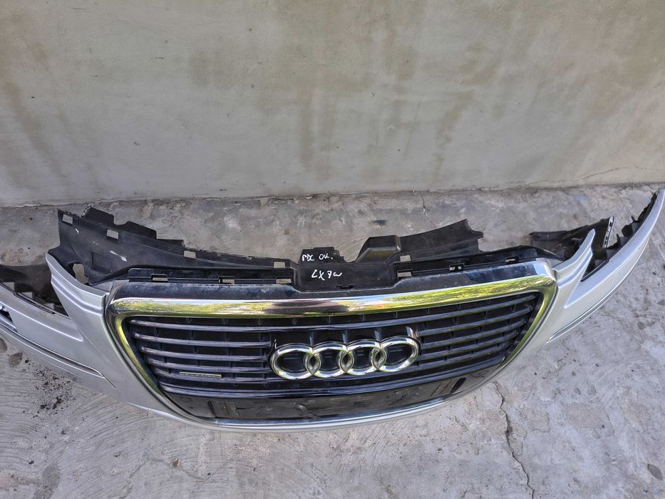 Audi A8 D3 zderzak przód przedni lift