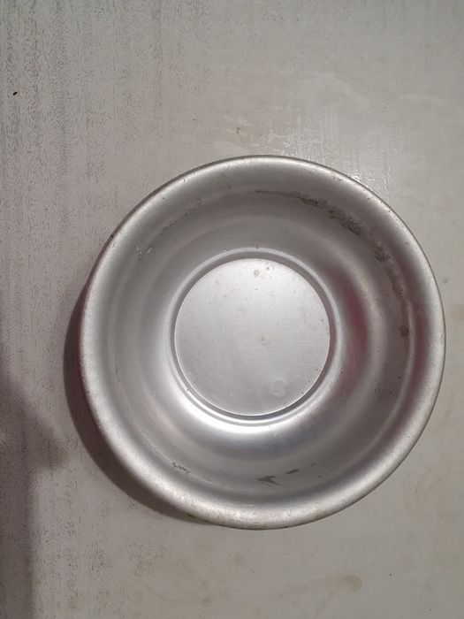 Посуд  алюмінієвий ,каструлі,миски