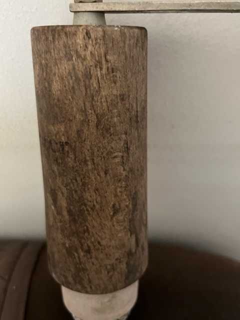 Antigo moedor de pimenta