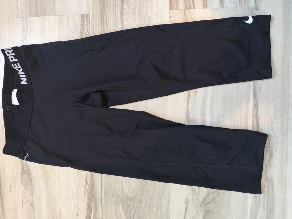Czarne legginsy Nike Pro Dri-FIT