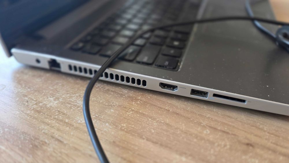 Laptop dell inspiron 5559