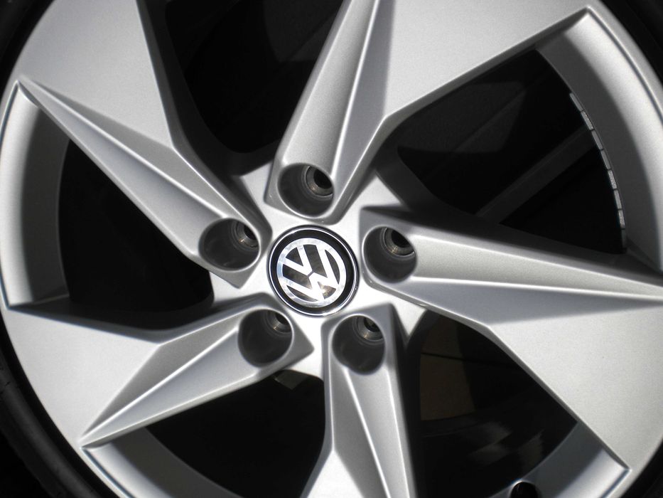 Nowe koła wielosezon aluminiowe 17 5x112 AUDI A3 8Y Vw Golf VII VIII