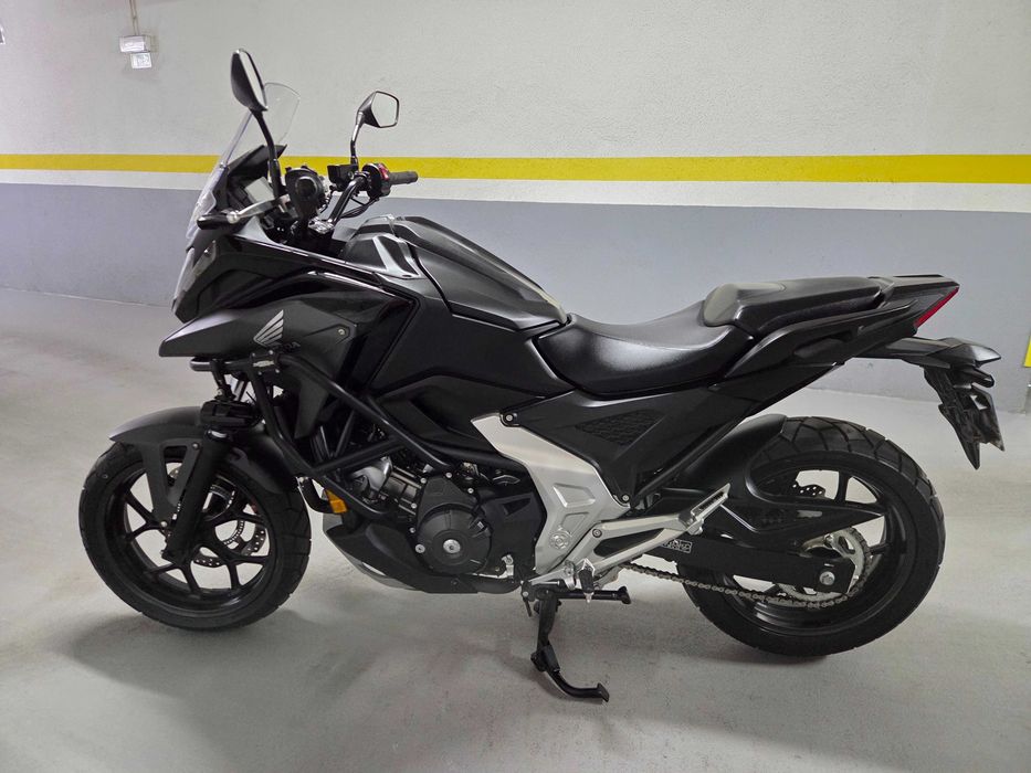 Honda NC750X 2024, 27000km e garantia total da Honda até 08/2027