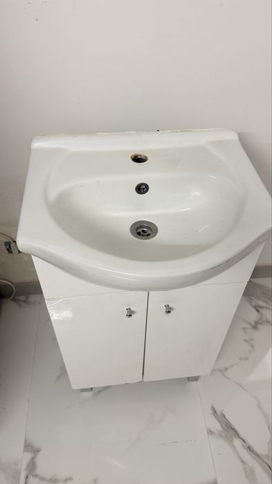 Small Complete Washbasin487673457280307201