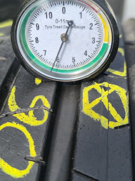 Opona Pirelli p zero 245/40/19 pojedynka