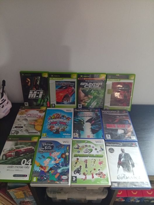 Conjunto de caixas para jogos.