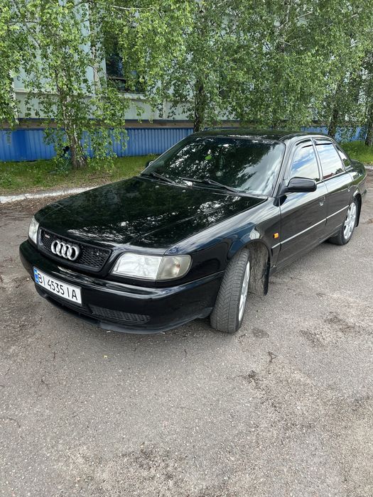 Продам AUDI A6C4 авто вкладень не потребує.