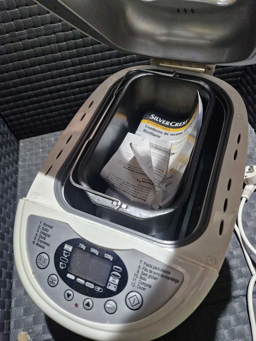Maquina de fazer pão