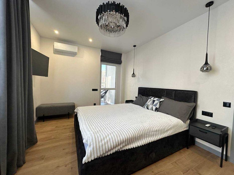 Нова 2к кв-ра 70м2, 5 пов. Варшавський 2/Варшавський. Власник