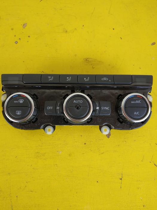 VW Passat B7 Touran Golf VI Блок пічки управління клімат контролем