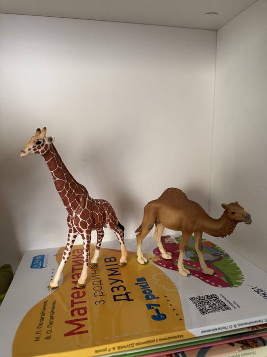 Schleich фігурки