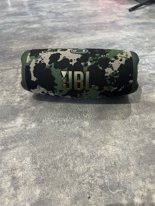 Продам JBL Charge 5 squad стан ідеал