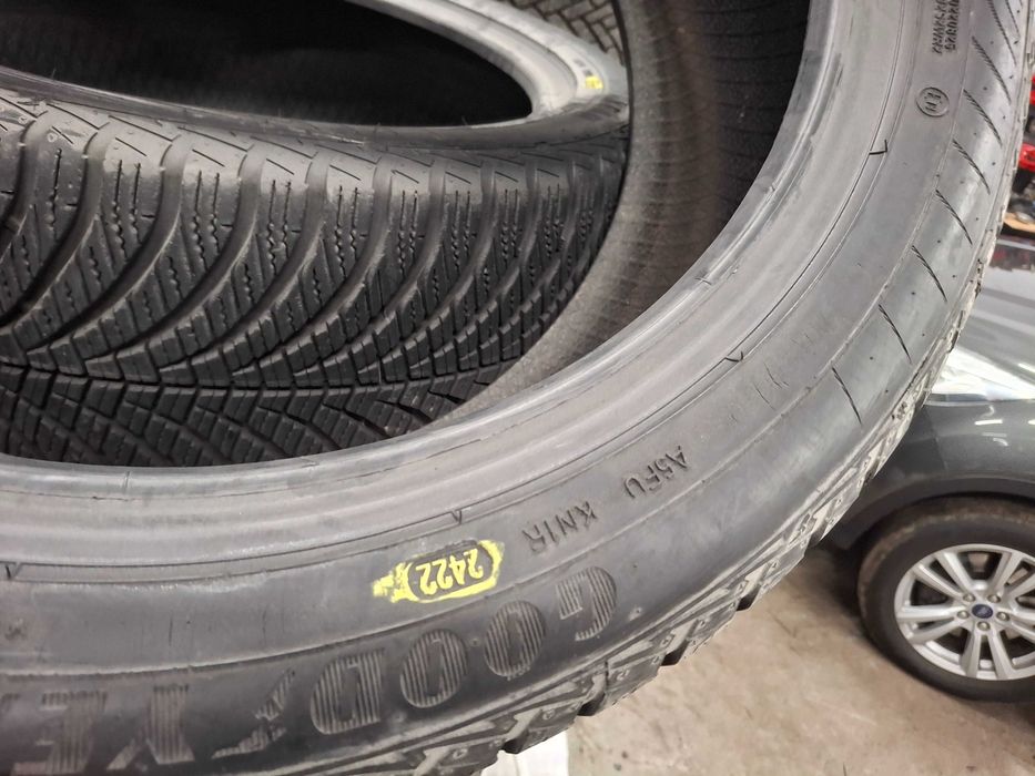 235/45r18 Goodyear 4seasons 4szt