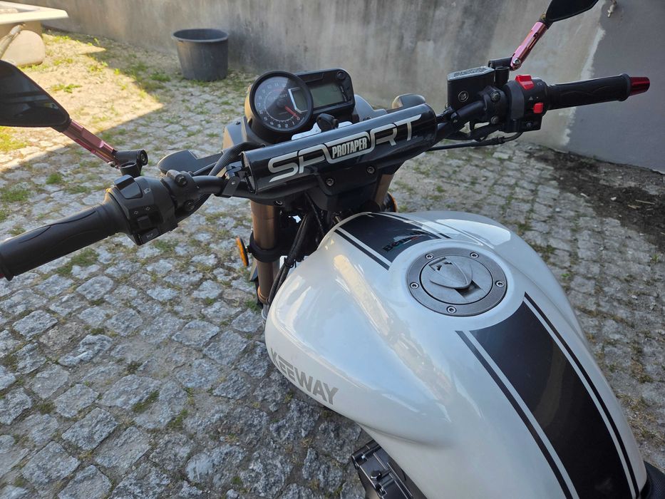 Venda keeway rkv 125