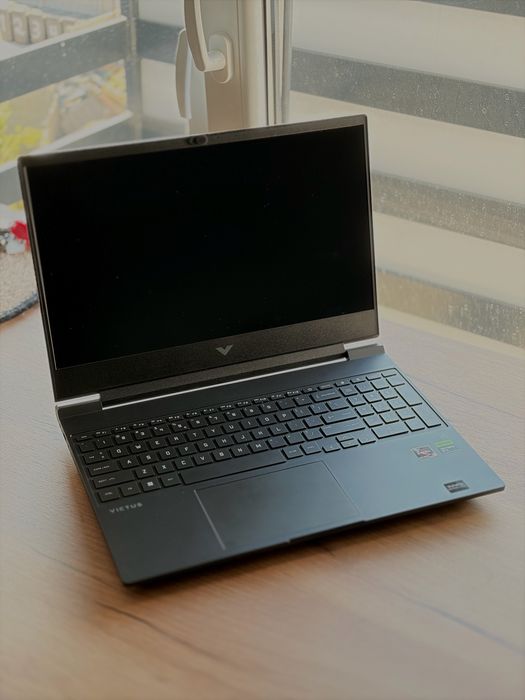 HP Victus 1TB SSD / RTX 3050 / Ryzen 5 5600H / 16GB RAM