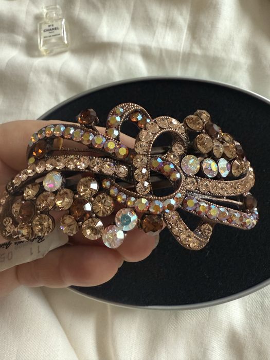 Lemper with swarovski