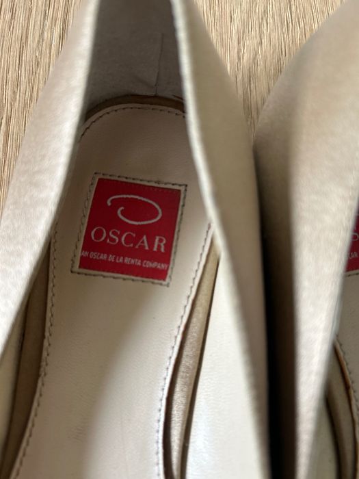 Aksamitne baleriny Oscar de la renta r. 37