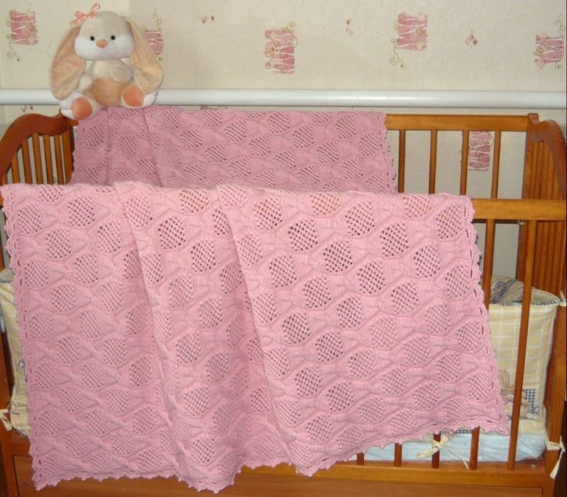 В'язаний спицями плед "Бантики", 100% шерсть.