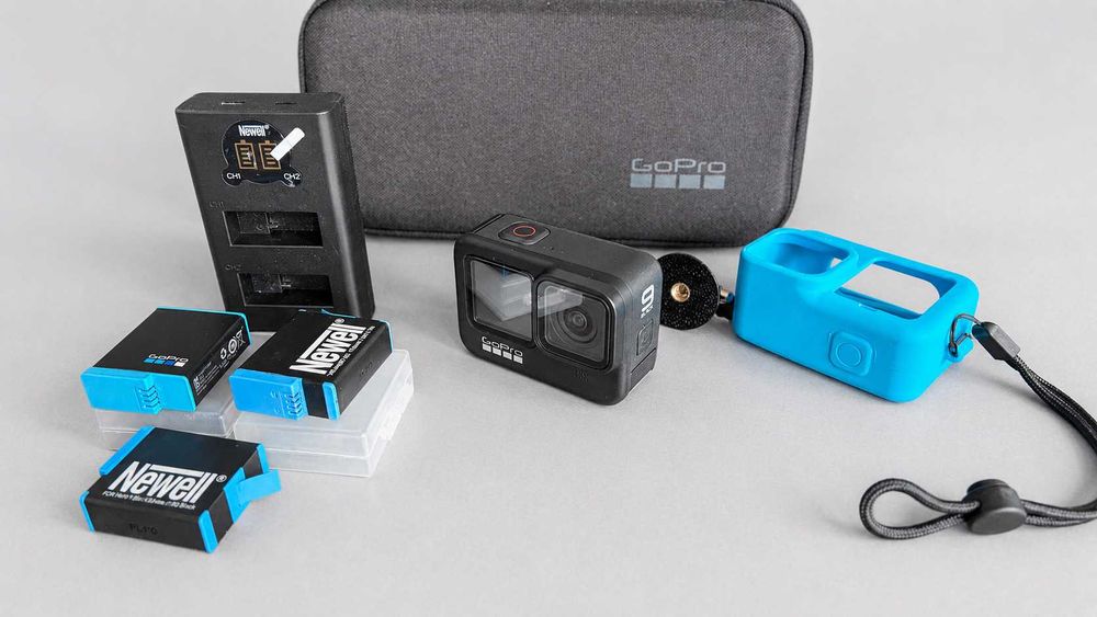 GoPro HERO9 Black 5K + 3 baterie + ładowarka Newell + etui
