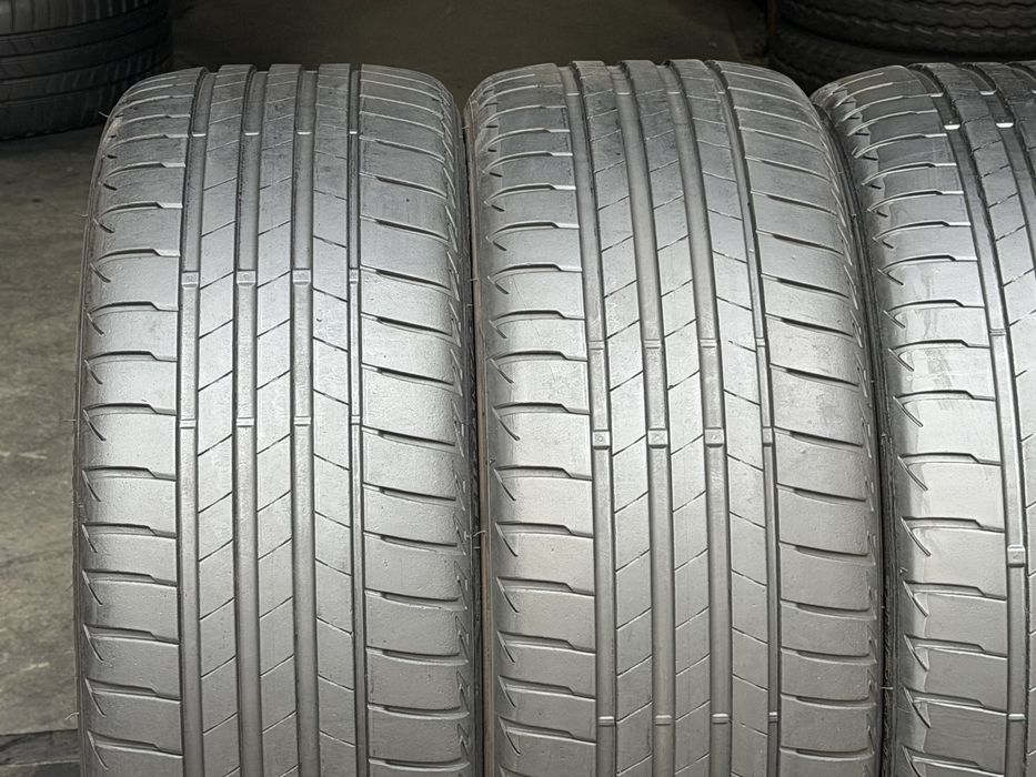 Шины летние 225/40/R19 Bridgestone TuranzaT005
