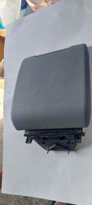 Bmw e39 Podlokietnik  szary przesowny Ładny