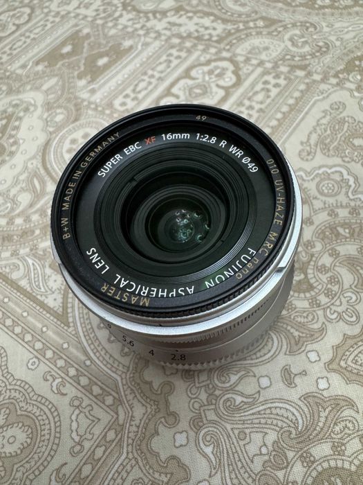 Fujifilm 16mm f/2.8 (1 ano como nova + Fatura + Garantia)