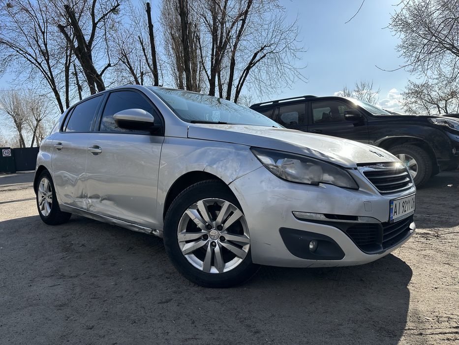 Peugeot 308   2016  1.6 дизель