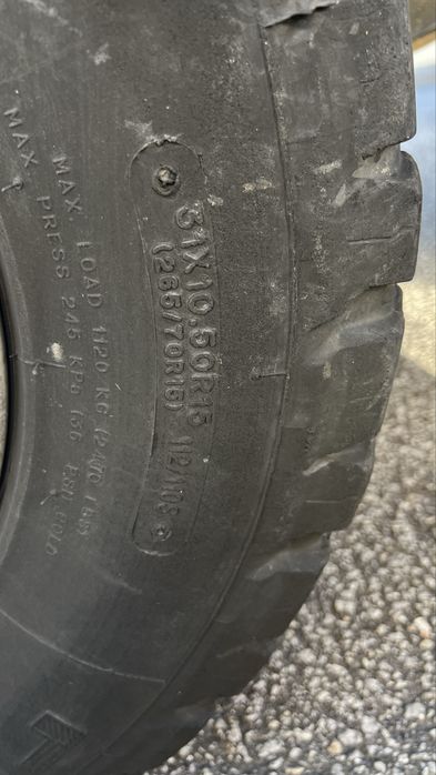 Jantes e pneus 265/70r15 6x139,7