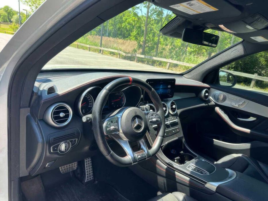 Mercedes-Benz Glc      2020