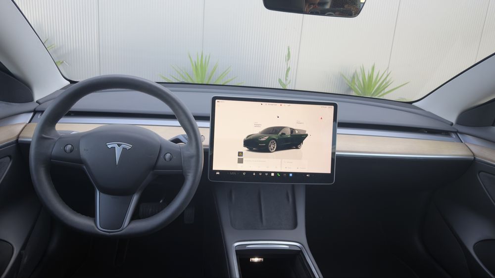 Tesla Dual Motor Longe Range Ano 2022 ( km 86.000 )