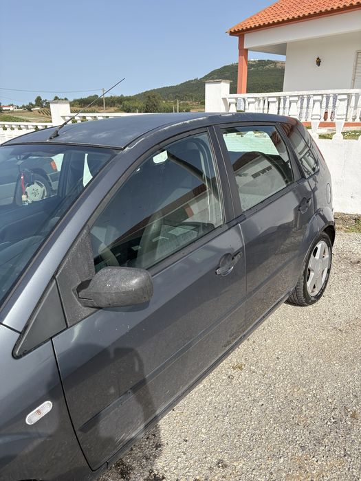 Ford Fiesta V 2004