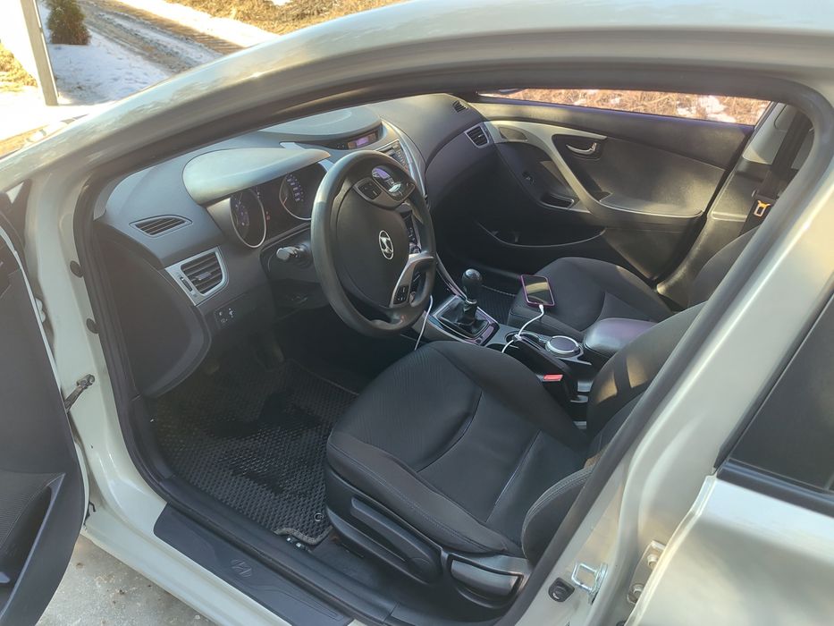 Hyundai Elantra MD хорошая