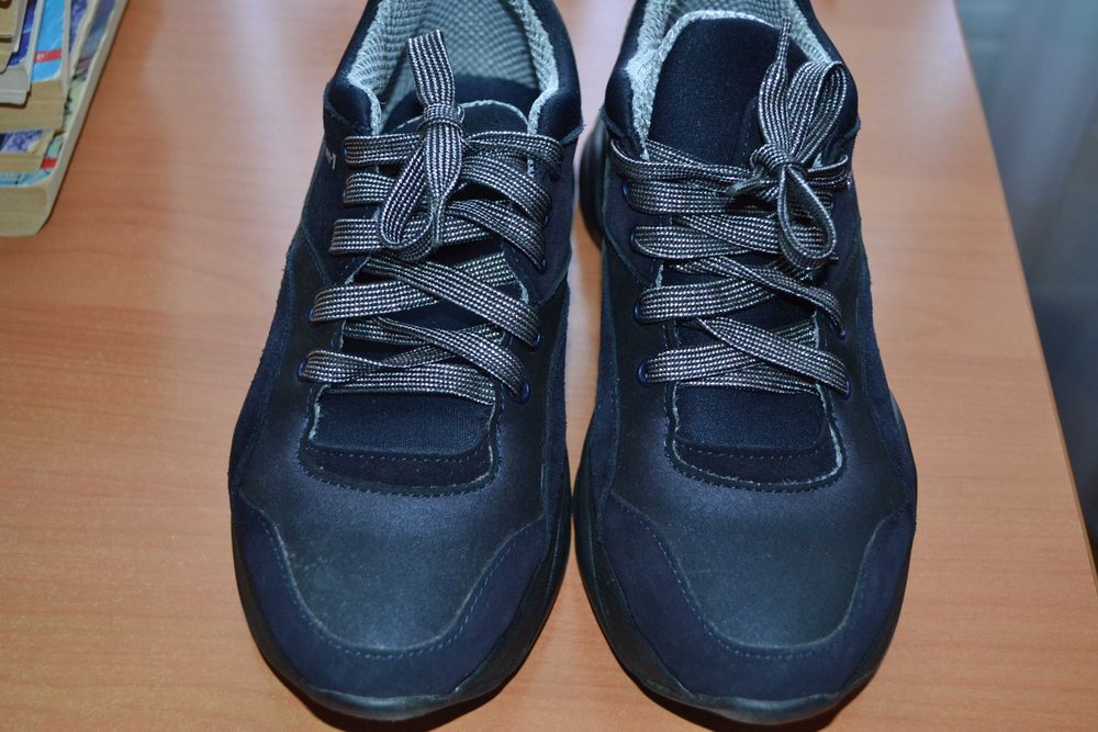 Кросівки шкіряні MAURIZI