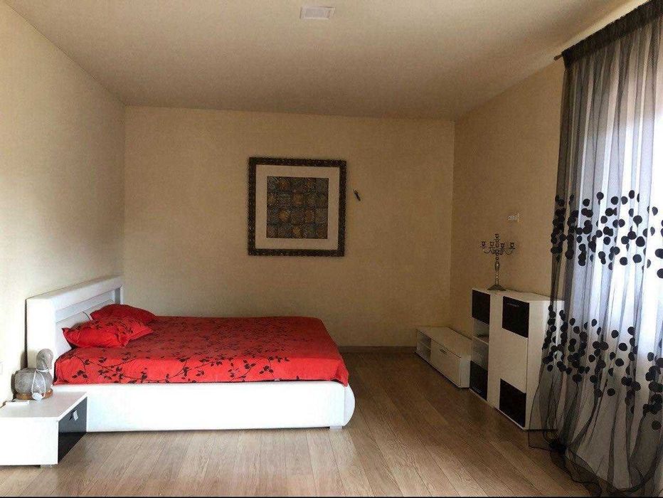 Дом с жилым подвалом 18 соток Свой парк 3 мастер спальни Б Фонтан