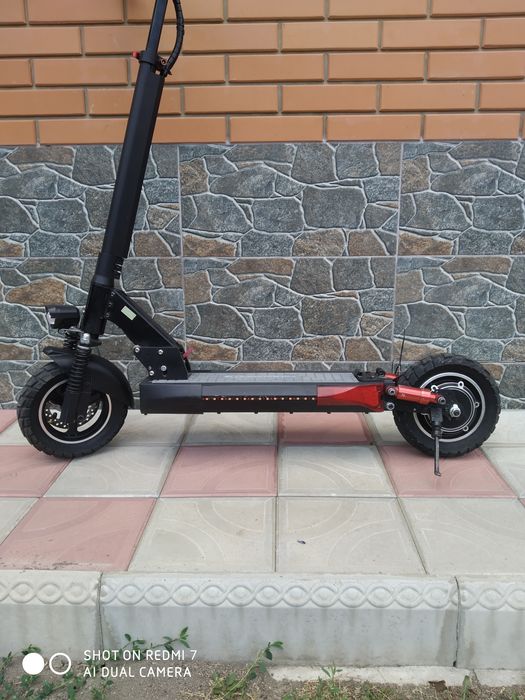 Продам самокат kygo kirin m4 pro